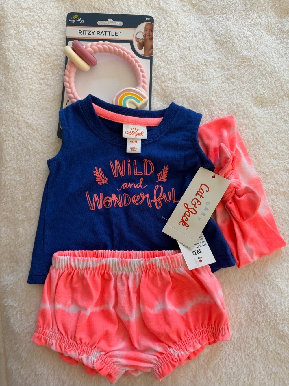NWT Newborn Gift Set Girls Cat &Jack 3-piece Outfit and Itzy Ritzy Teether
